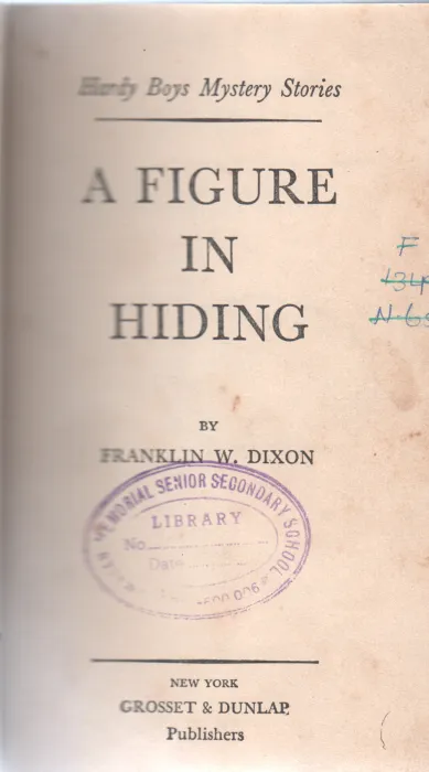 A FIGURE IN HIDING BY FRANKLIN W.DIXON