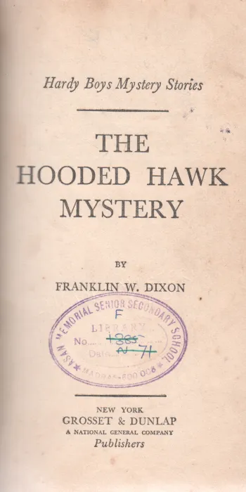 THE HOODED HAWK MYSTERY BY FRANKLIN W.DIXON