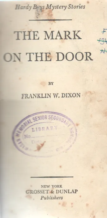 THE MARK ON THE DOOR BY FRANKLIN W.DIXON