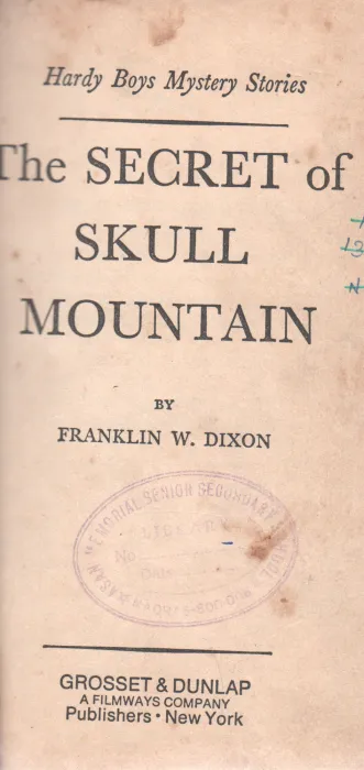 THE SECRET OF SKULL MOUNTAIN BY FRANKLIN W.DIXON