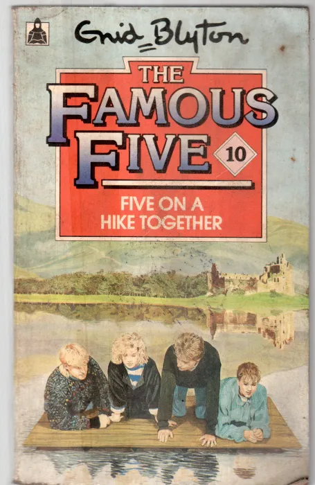 FAMOUS FIVE BY ENID BLYTON
